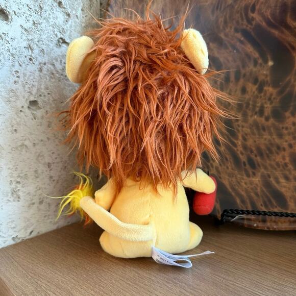 Funko Pop! Plush: Villainous Valentines - Pookie The Lion 2021 - Picture 3 of 4
